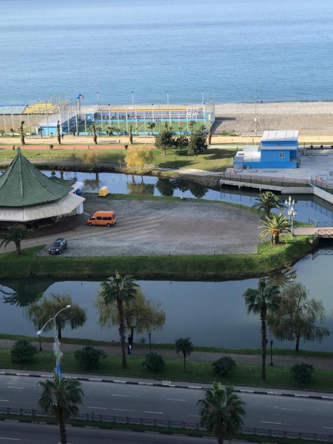 Батуми центр , апартаменты 2 минуты море Екстериор снимка